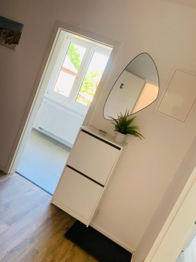 Feddersen Living Kernsanierte Ferienwohnungen - Gemuetlich - Netflix - Voll Ausgestattet - Zentral Brunsbuttel Buitenkant foto